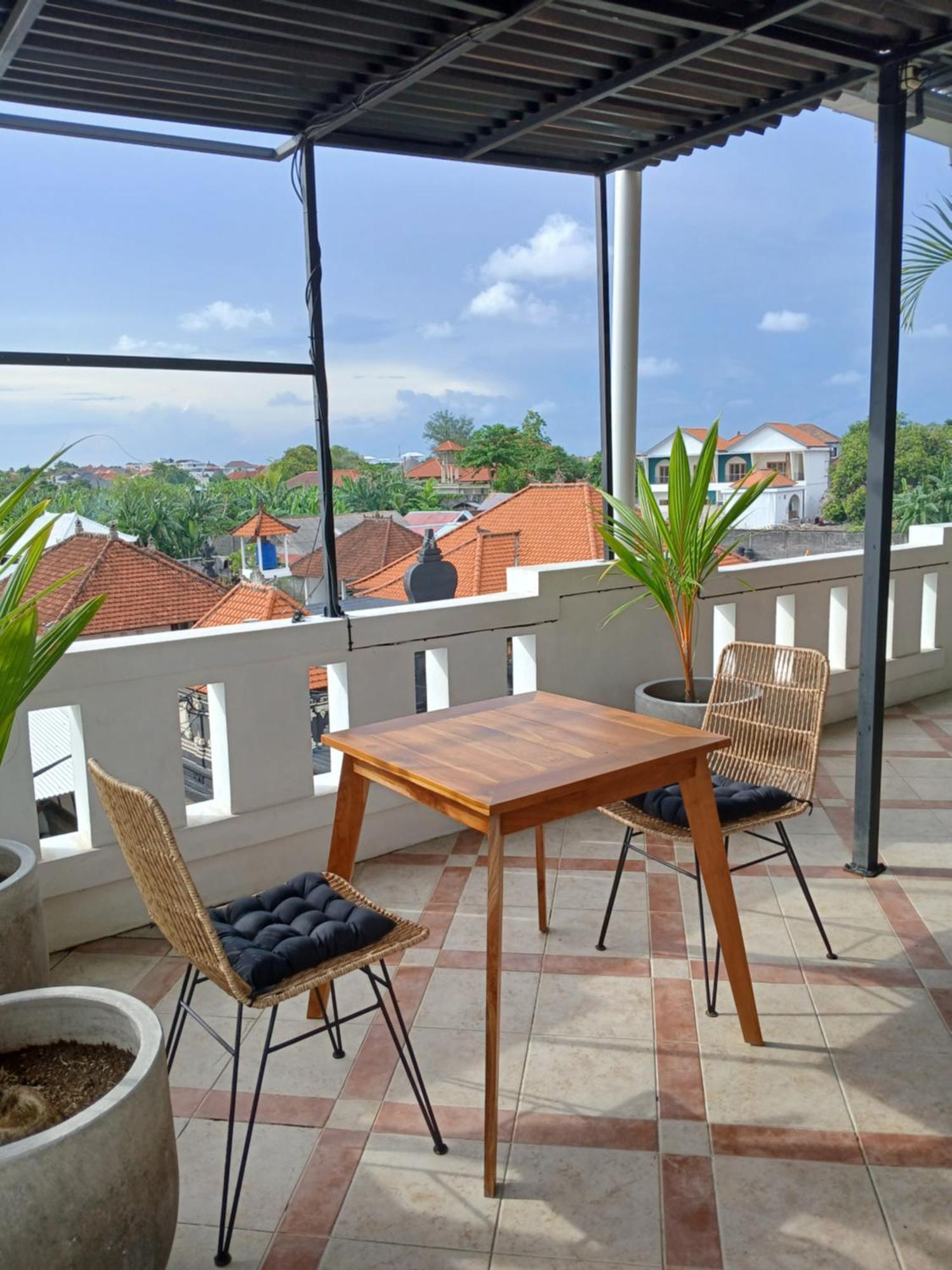 Aparthotel Place To - Rooftop Seminyak (Bali)