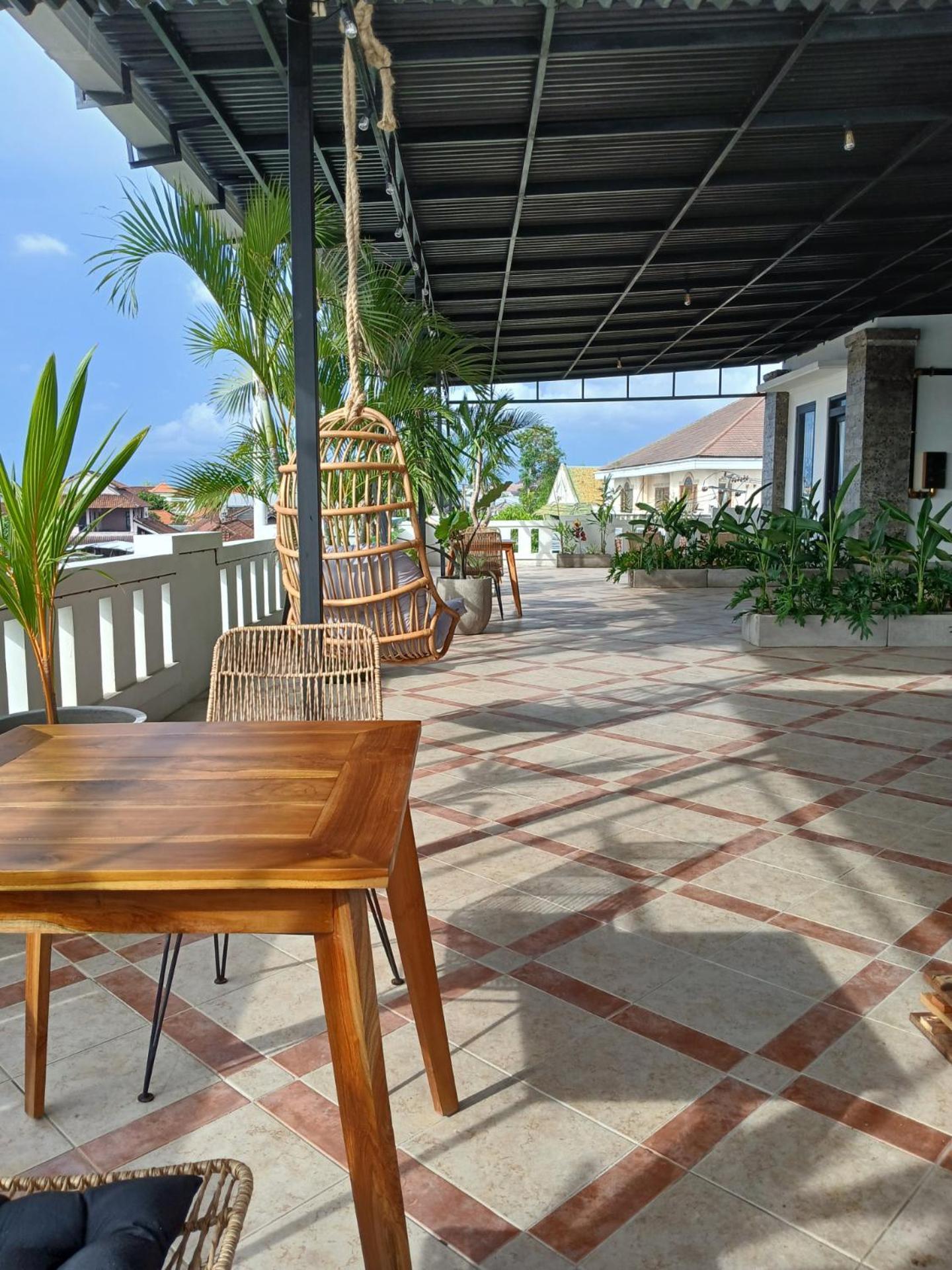 Place To - Rooftop Aparthotel